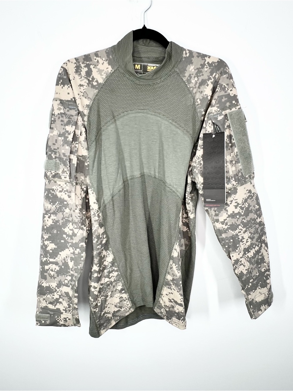 NWT Massif Mountain Gear Co Army Combat Shirt Digital Camo Medium